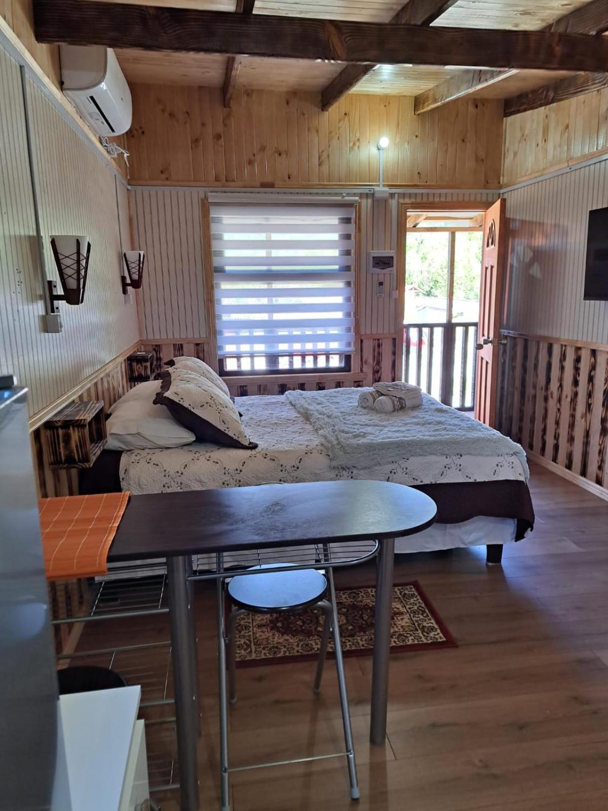 Hostal Robinson Puerto Puyuguapi Exteriér fotografie
