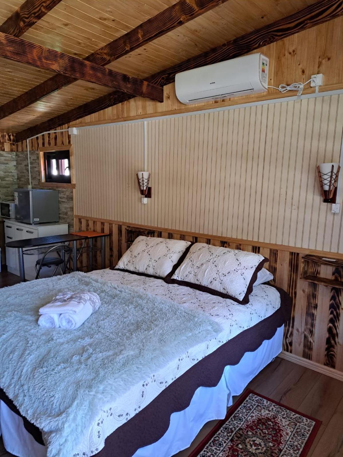 Hostal Robinson Puerto Puyuguapi Exteriér fotografie