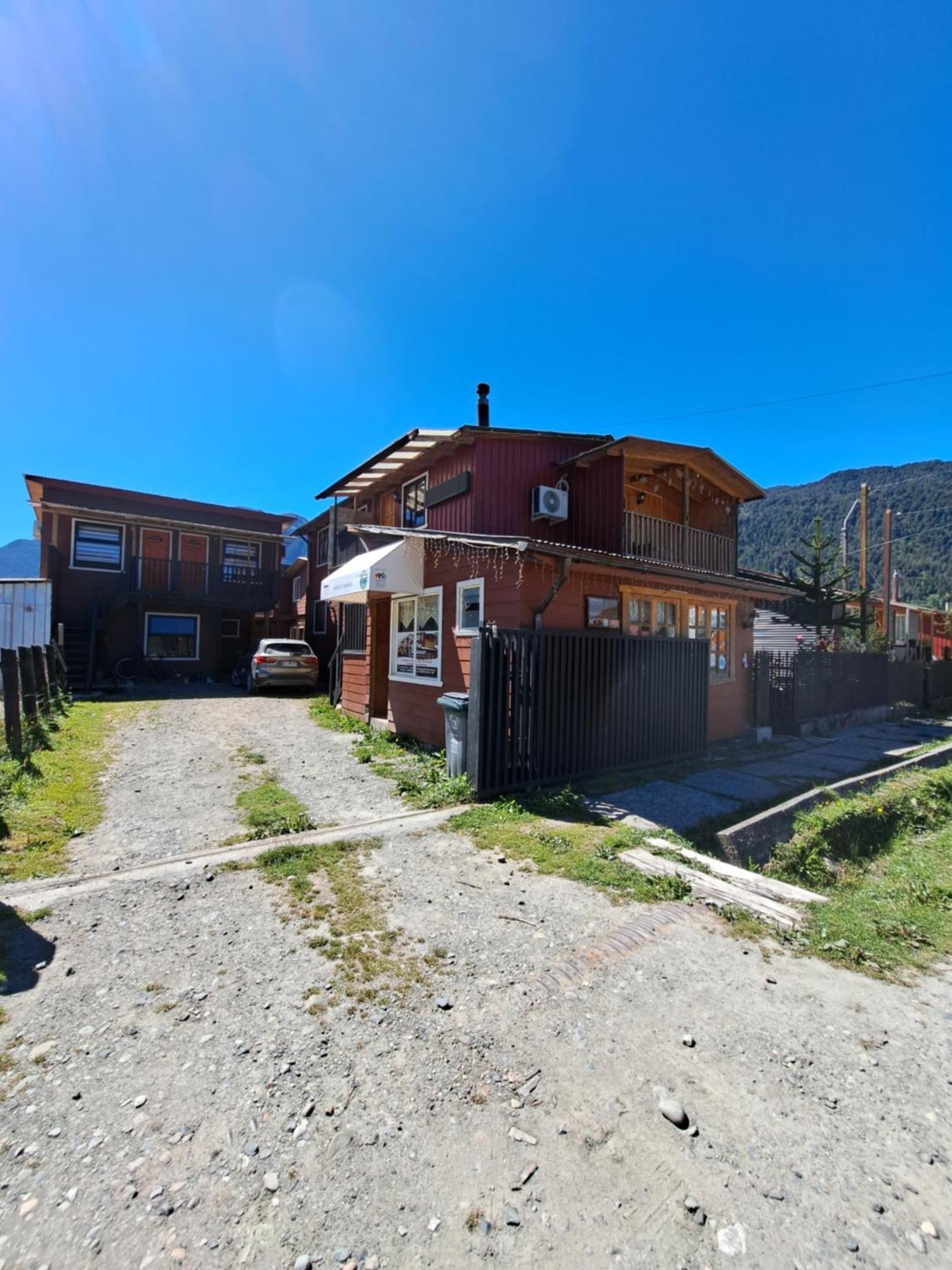 Hostal Robinson Puerto Puyuguapi Exteriér fotografie